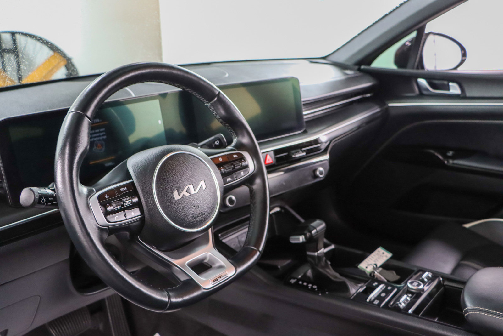 Used 2025 Kia K5 GT-Line AWD/4WD image 22