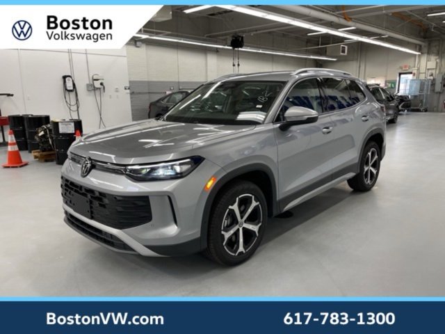New 2026 Volkswagen Tiguan SE image 1