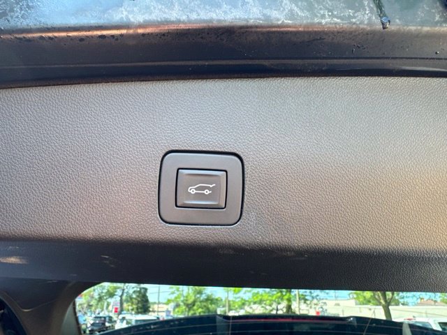 Used 2023 Buick Encore GX Select w/ Sport Touring Package FWD image 20