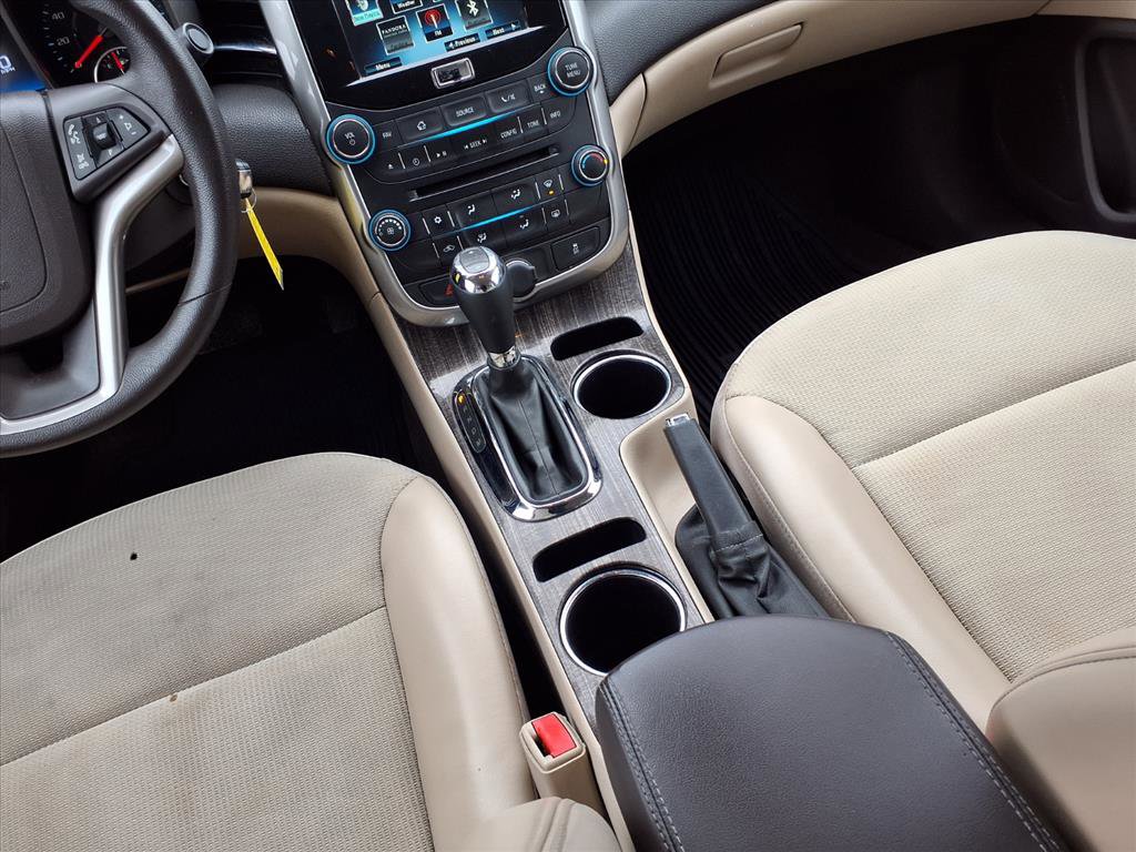 Used 2014 Chevrolet Malibu LT w/ Power Convenience Package image 9
