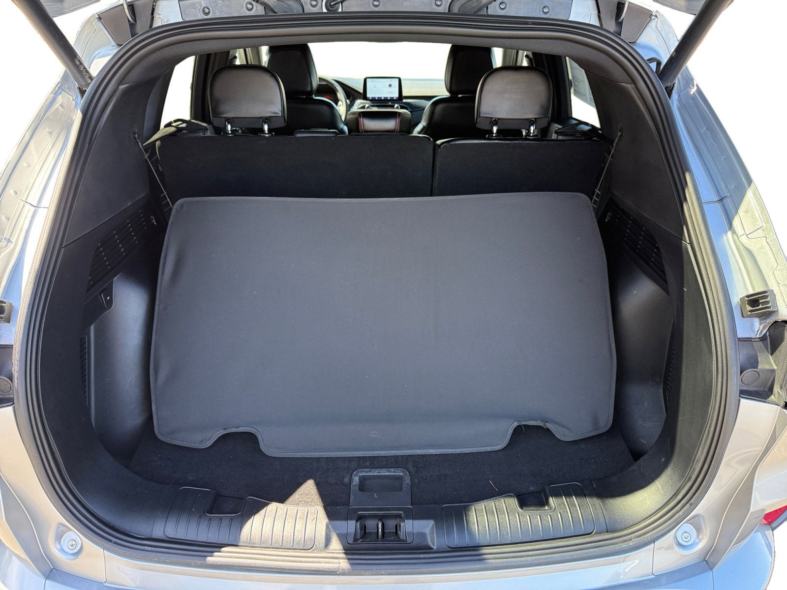 Certified 2024 Ford Escape ST-Line w/ Equipment Group 301A image 17