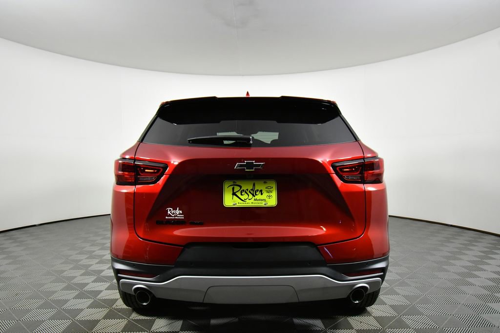 New 2026 Chevrolet Blazer LT w/ Midnight/Sport Edition AWD/4WD image 12