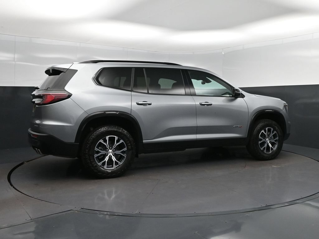 Used 2024 GMC Acadia AT4 w/ Luxury Package AWD/4WD image 8
