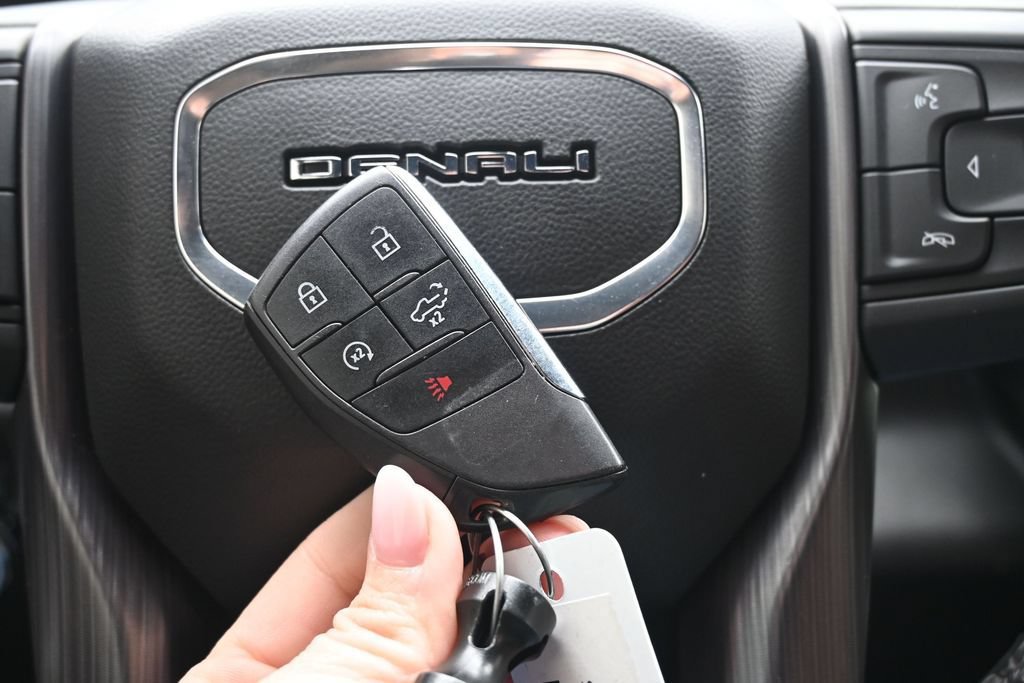 Used 2024 GMC Sierra 3500 Denali Ultimate AWD/4WD image 42