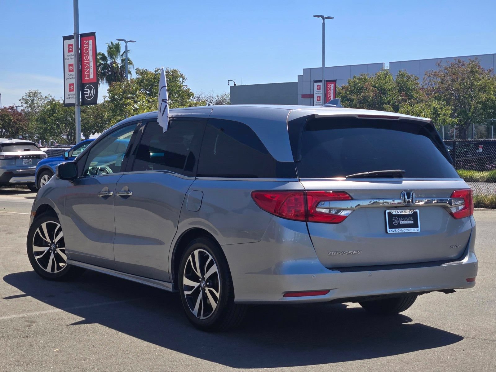 Used 2020 Honda Odyssey Elite image 5