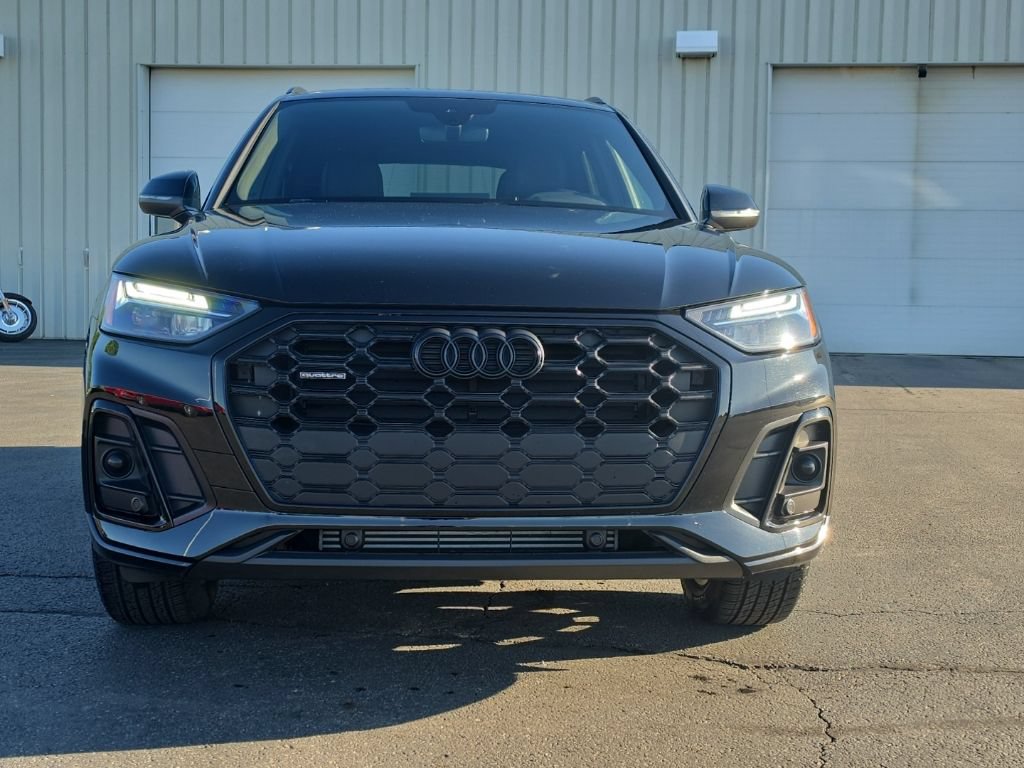 Used 2024 Audi Q5 2.0T Premium AWD/4WD image 2