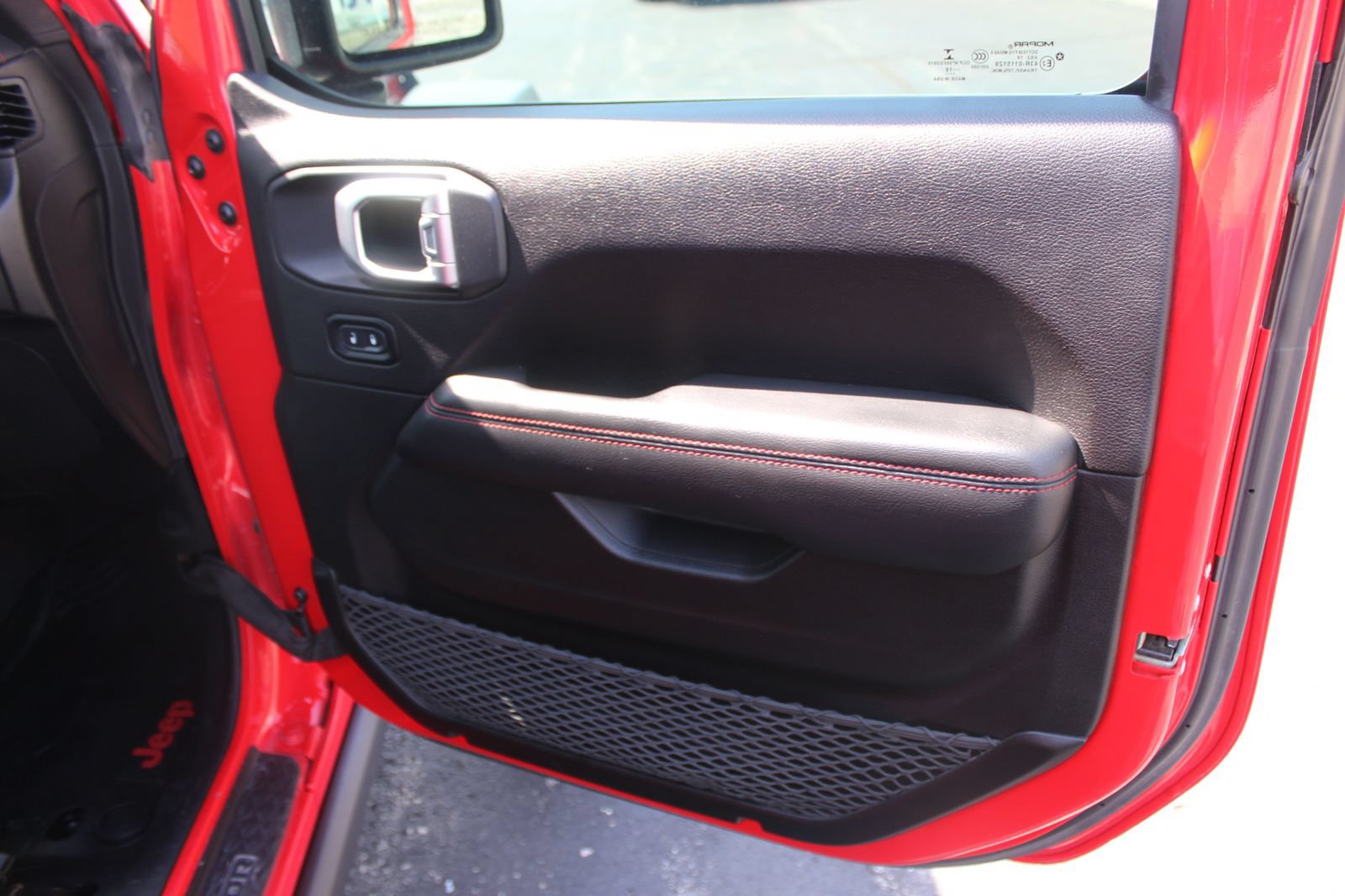 Used 2020 Jeep Gladiator Rubicon AWD/4WD image 15