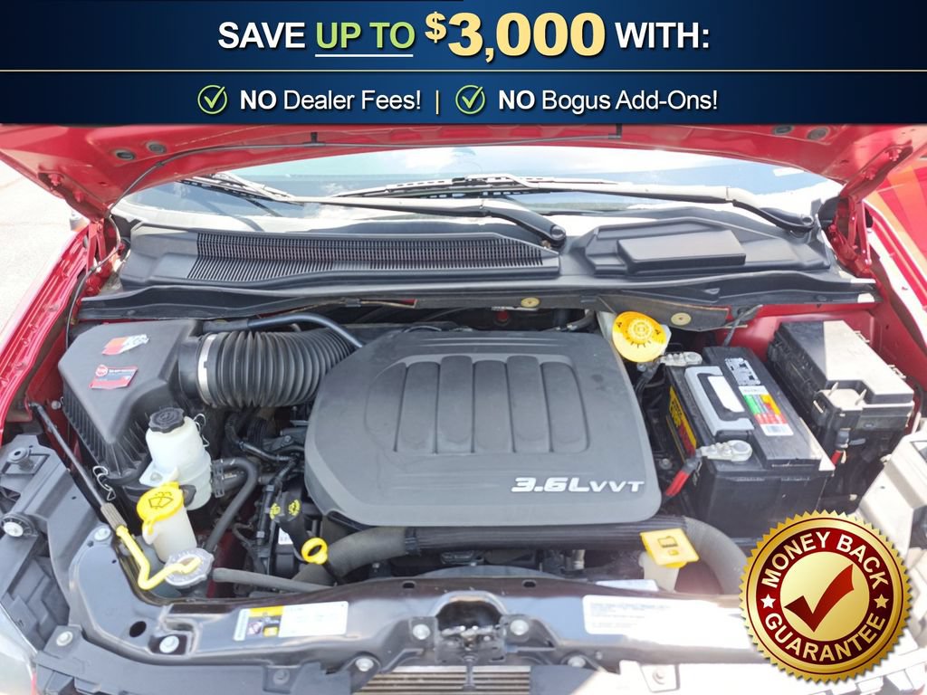 Used 2015 Dodge Grand Caravan SXT w/ Blacktop Package FWD image 25
