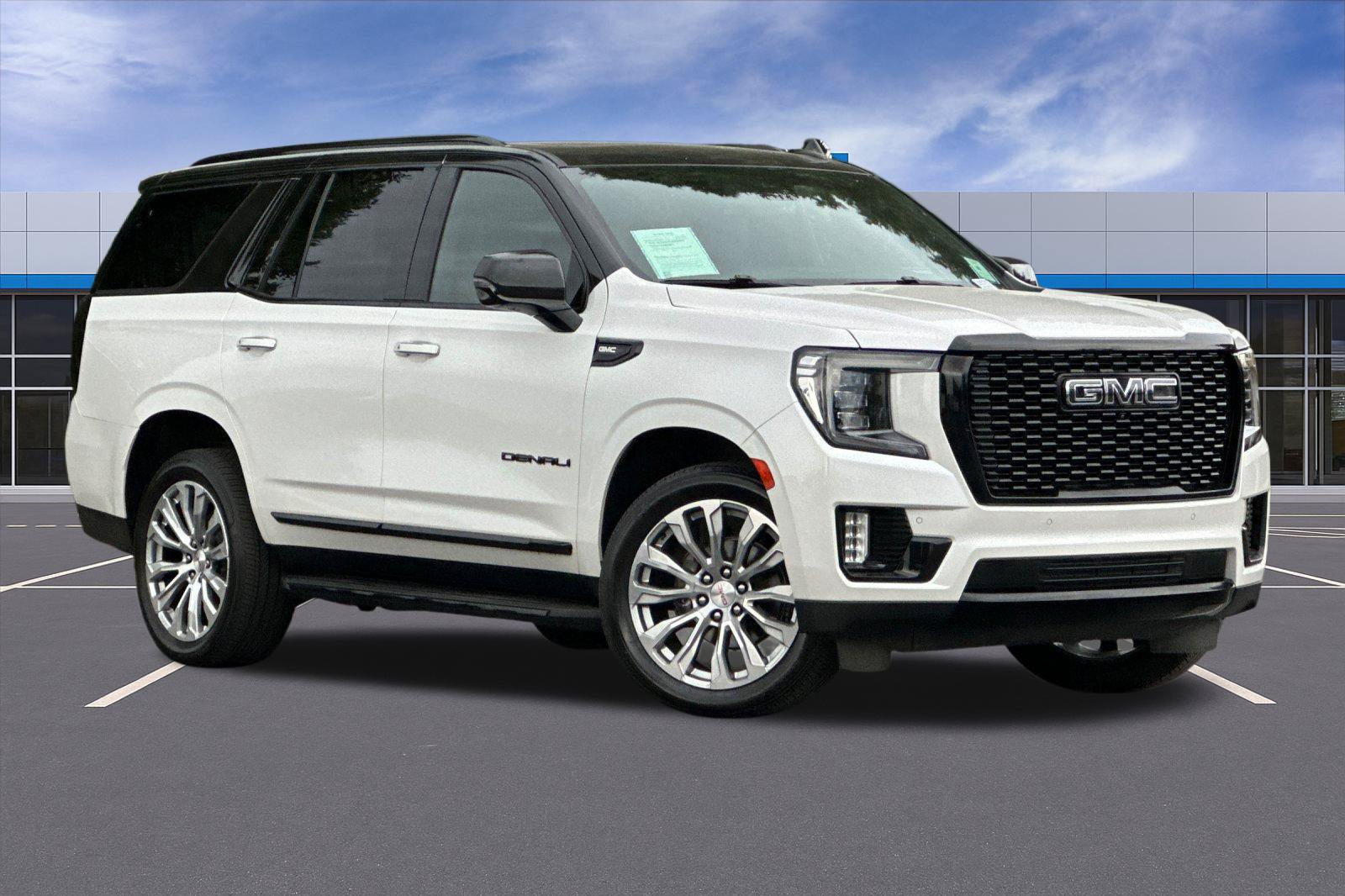 Certified 2024 GMC Yukon Denali w/ Max Trailering Package AWD/4WD image 2