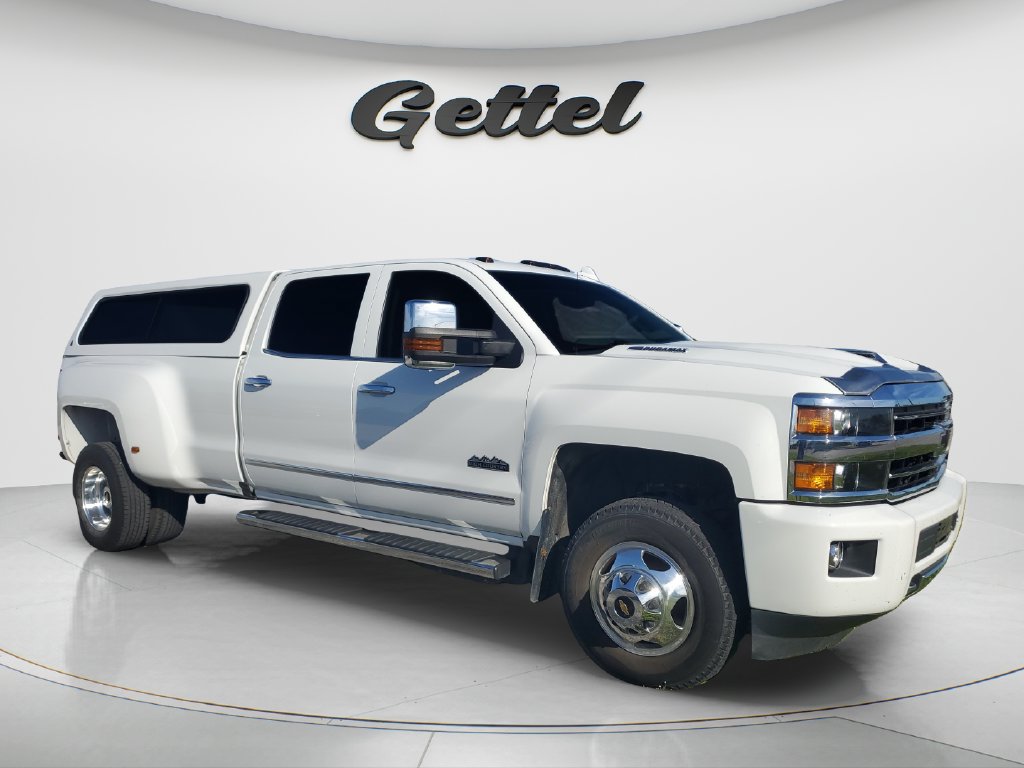 Used 2019 Chevrolet Silverado 3500 High Country w/ Duramax Plus Package AWD/4WD image 2