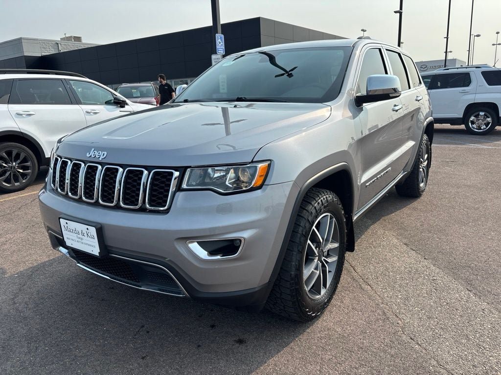 Used 2021 Jeep Grand Cherokee Limited AWD/4WD image 1
