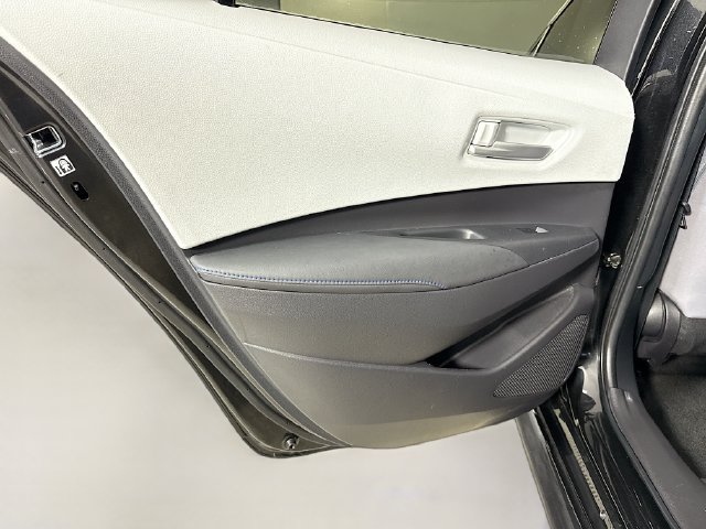 Used 2022 Toyota Corolla SE FWD image 25