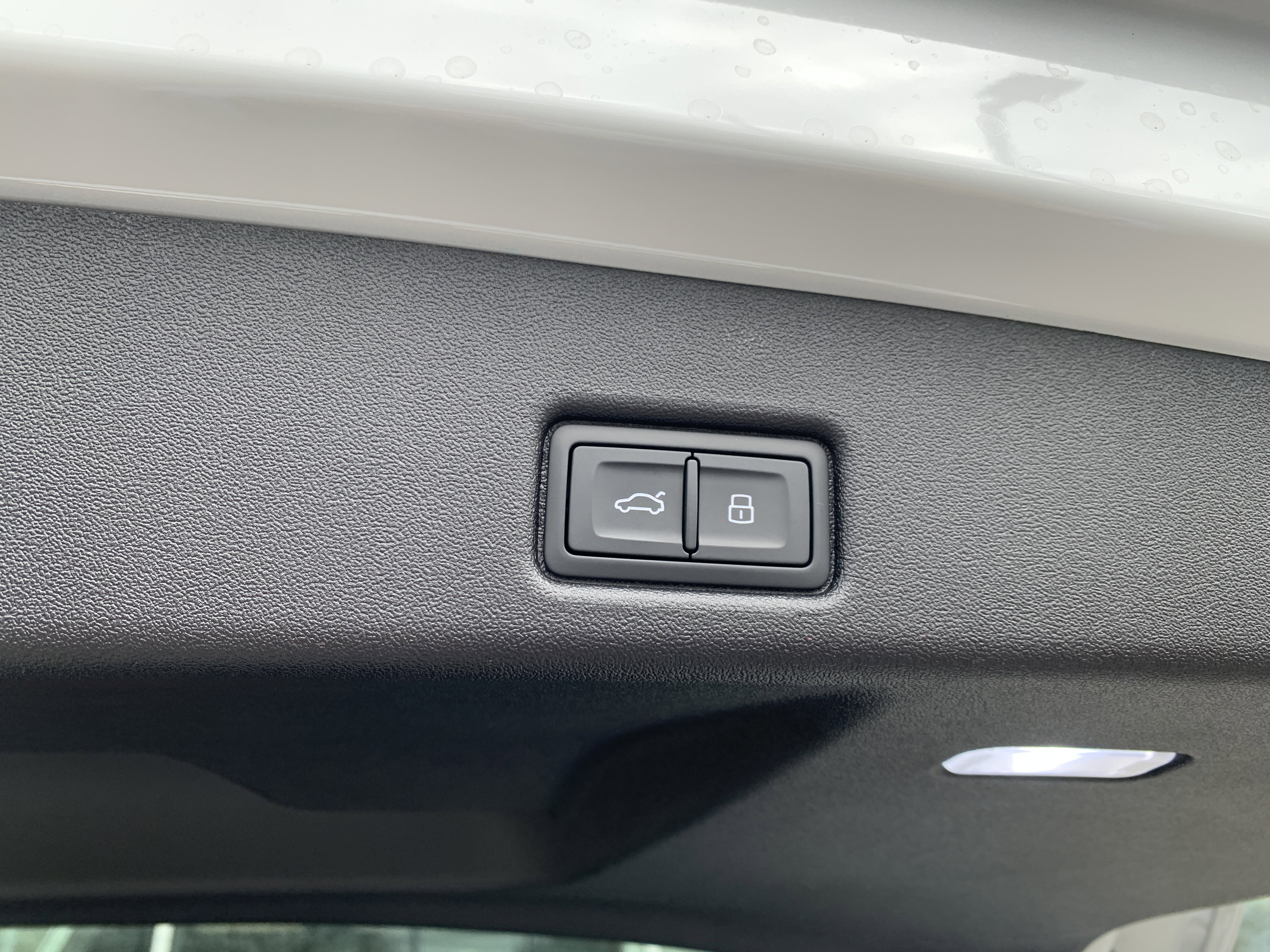 New 2025 Audi SQ5 Premium Plus AWD/4WD image 21