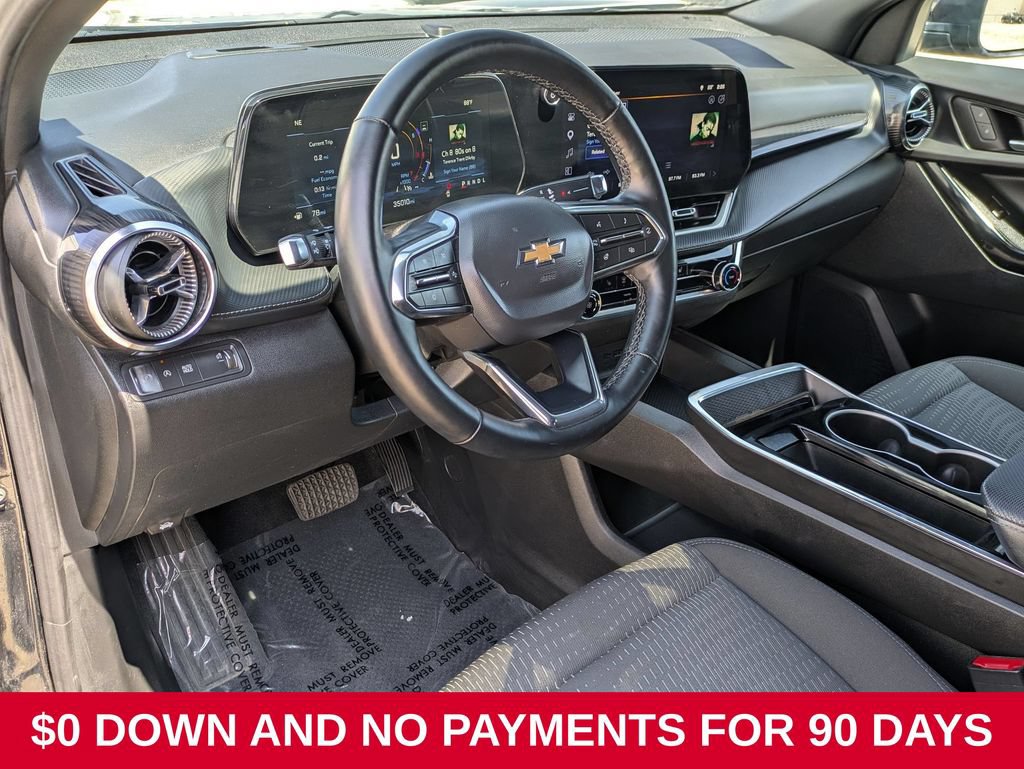 Used 2025 Chevrolet Equinox LT FWD image 14