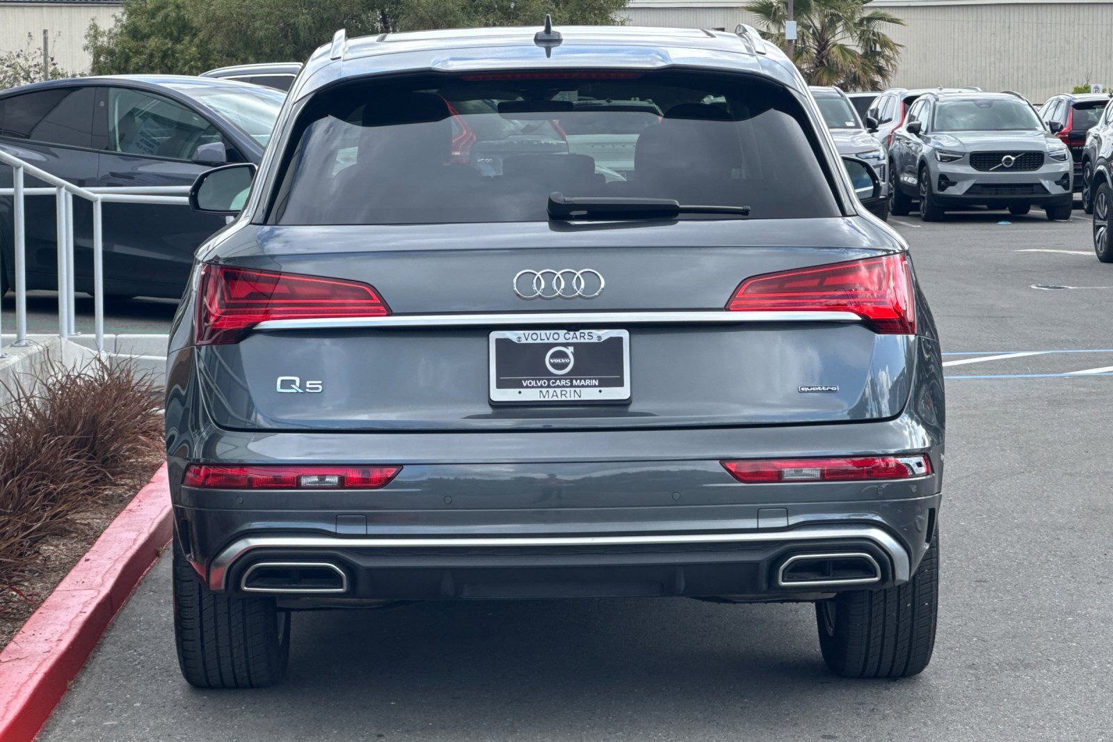 Used 2023 Audi Q5 e Premium Plus w/ Premium Plus Package AWD/4WD image 7