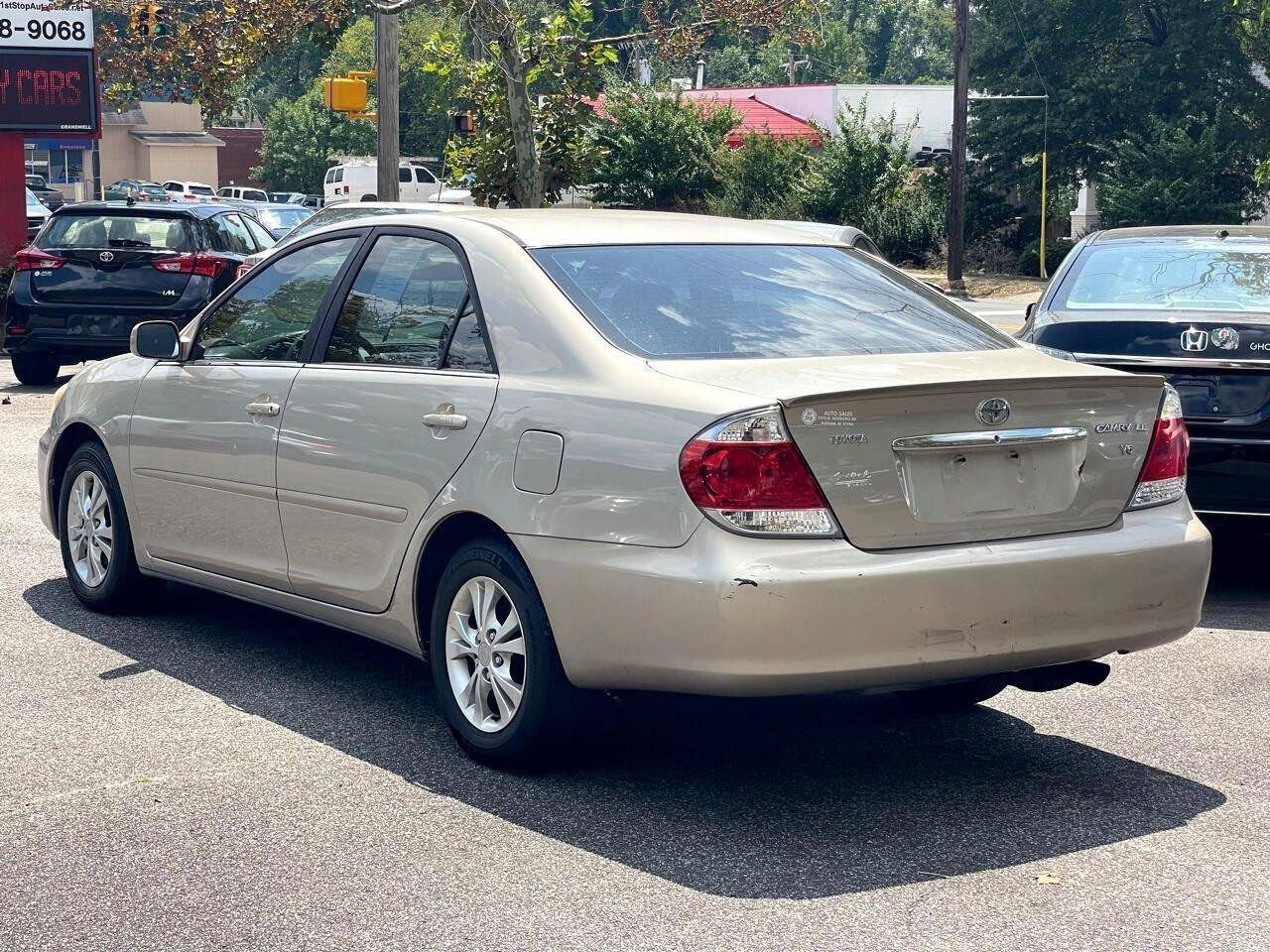 Used 2006 Toyota Camry LE FWD image 7