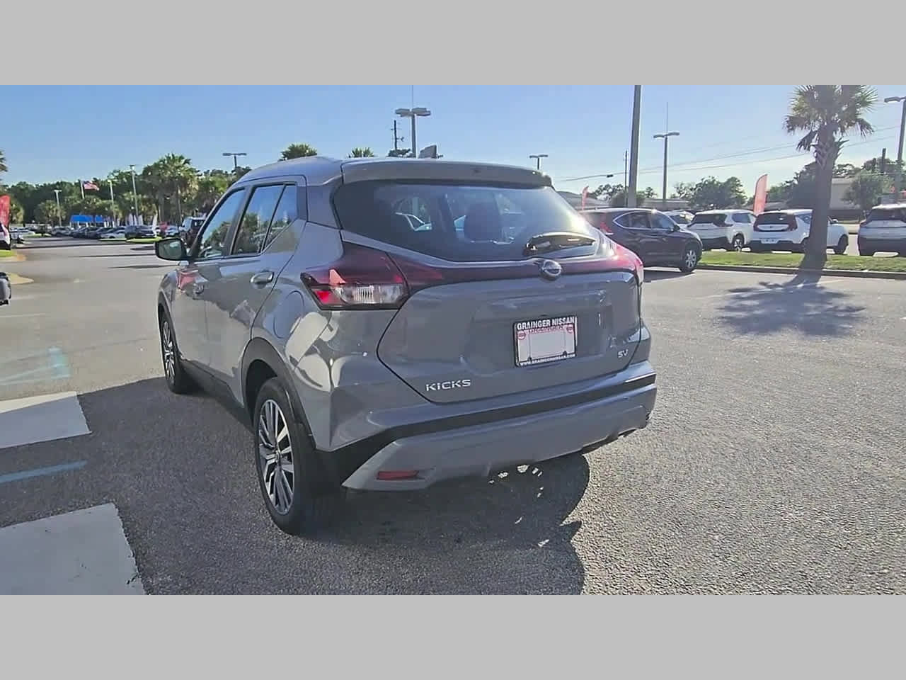 Used 2023 Nissan Kicks SV FWD image 28