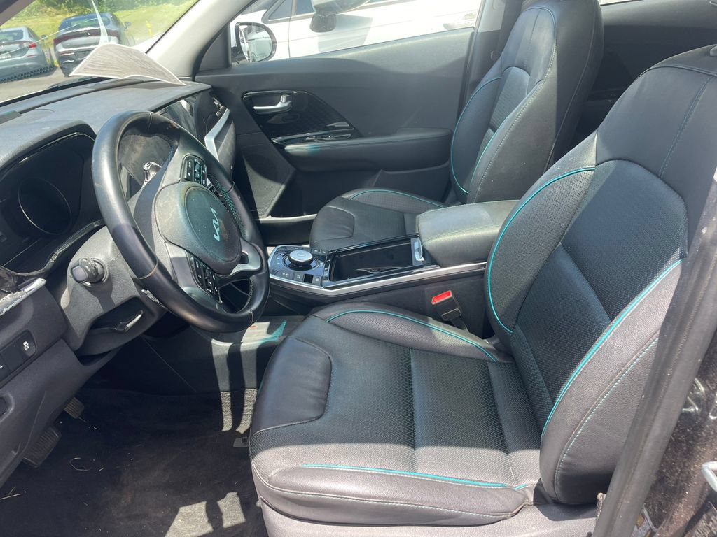 Used 2022 Kia Niro EX Premium FWD image 11
