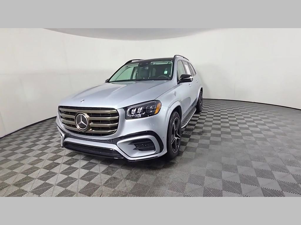 Used 2026 Mercedes-Benz GLS 450 4MATIC image 50