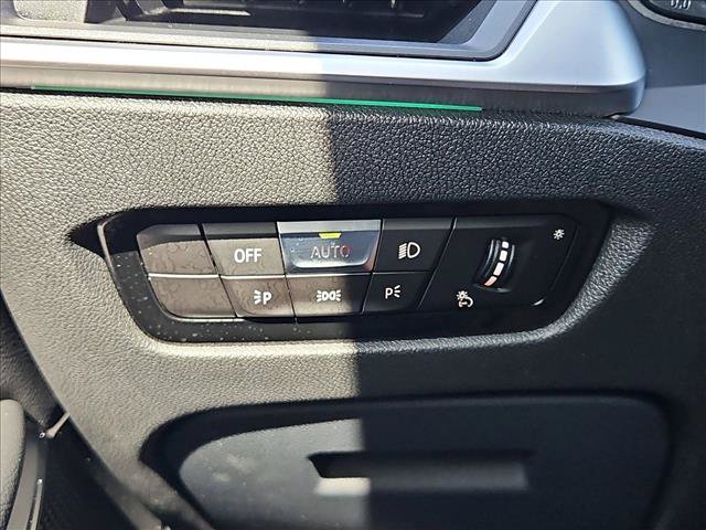 Used 2019 BMW 330i Sedan w/ Convenience Package RWD image 16