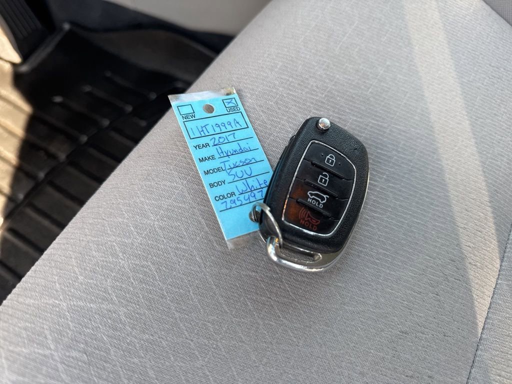 Used 2017 Hyundai Tucson SE FWD image 30