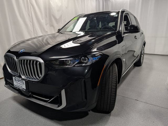 Used 2026 BMW X5 xDrive50e w/ Climate Comfort Package AWD/4WD image 7