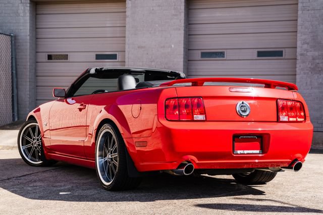Used 2006 Ford Mustang GT Premium RWD image 53