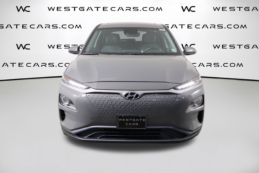 Used 2021 Hyundai Kona Limited FWD image 2
