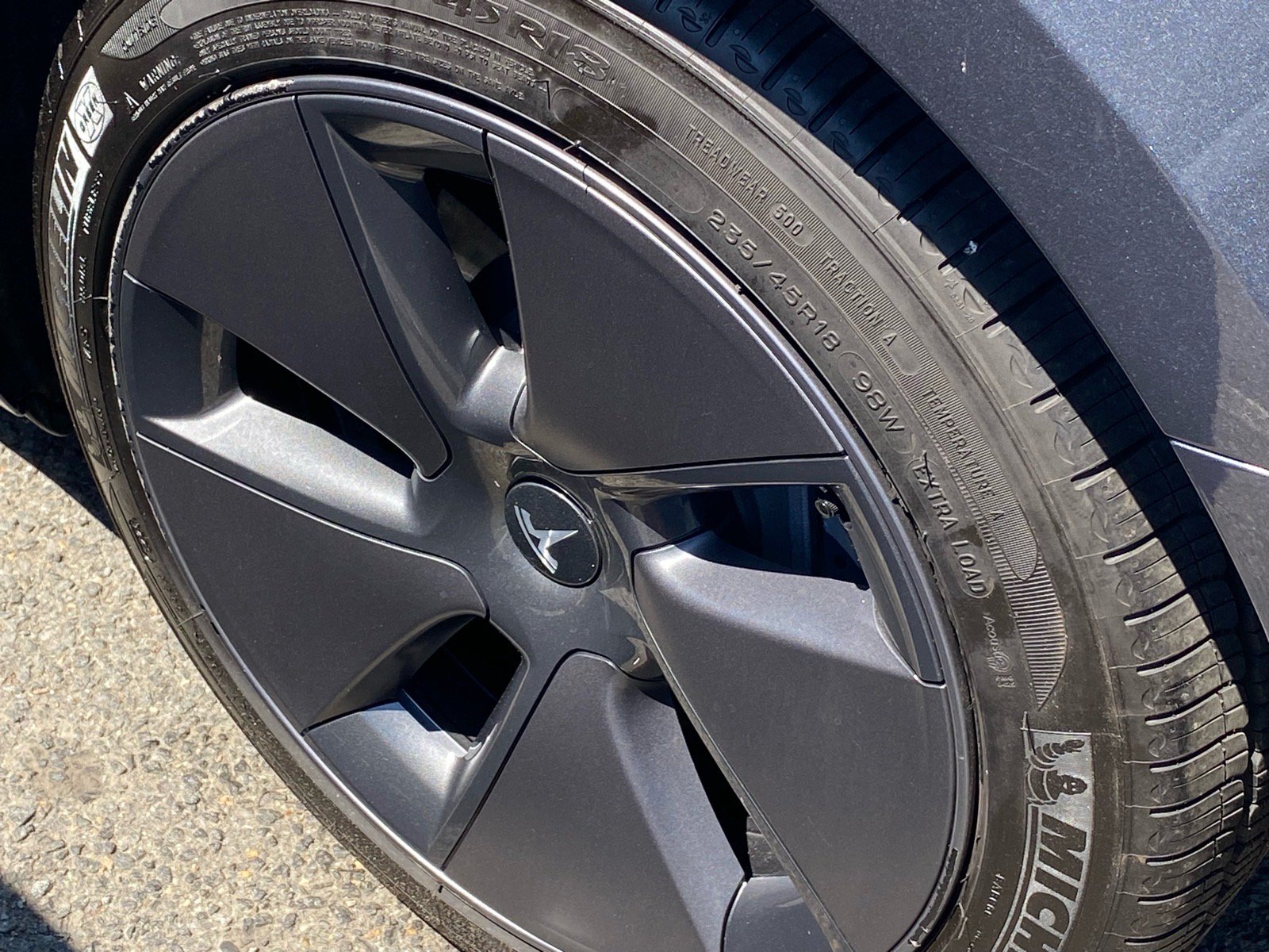 Used 2022 Tesla Model 3 Long Range AWD/4WD image 21