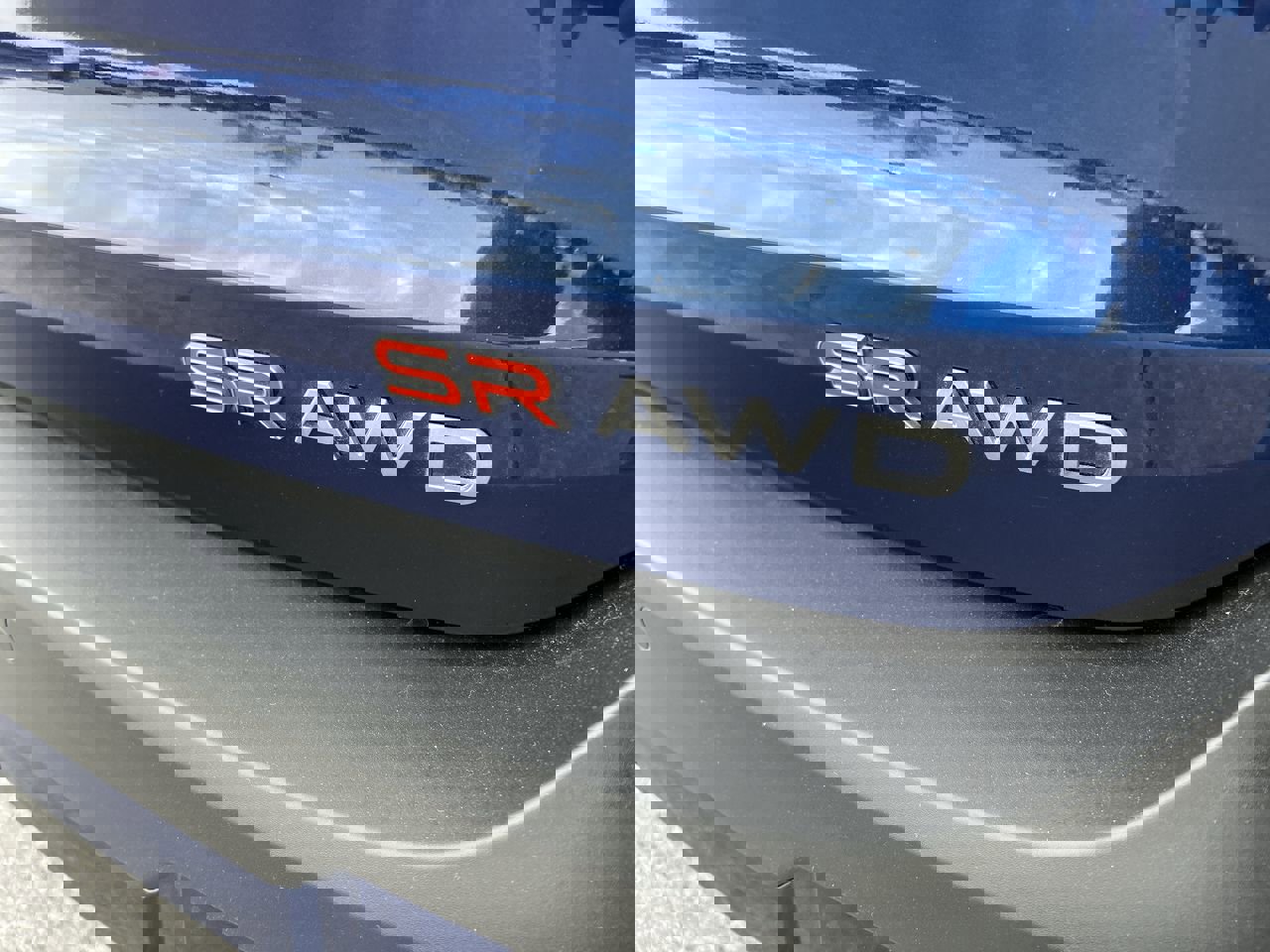 Used 2025 Nissan Kicks SR w/ SR Premium Package image 10