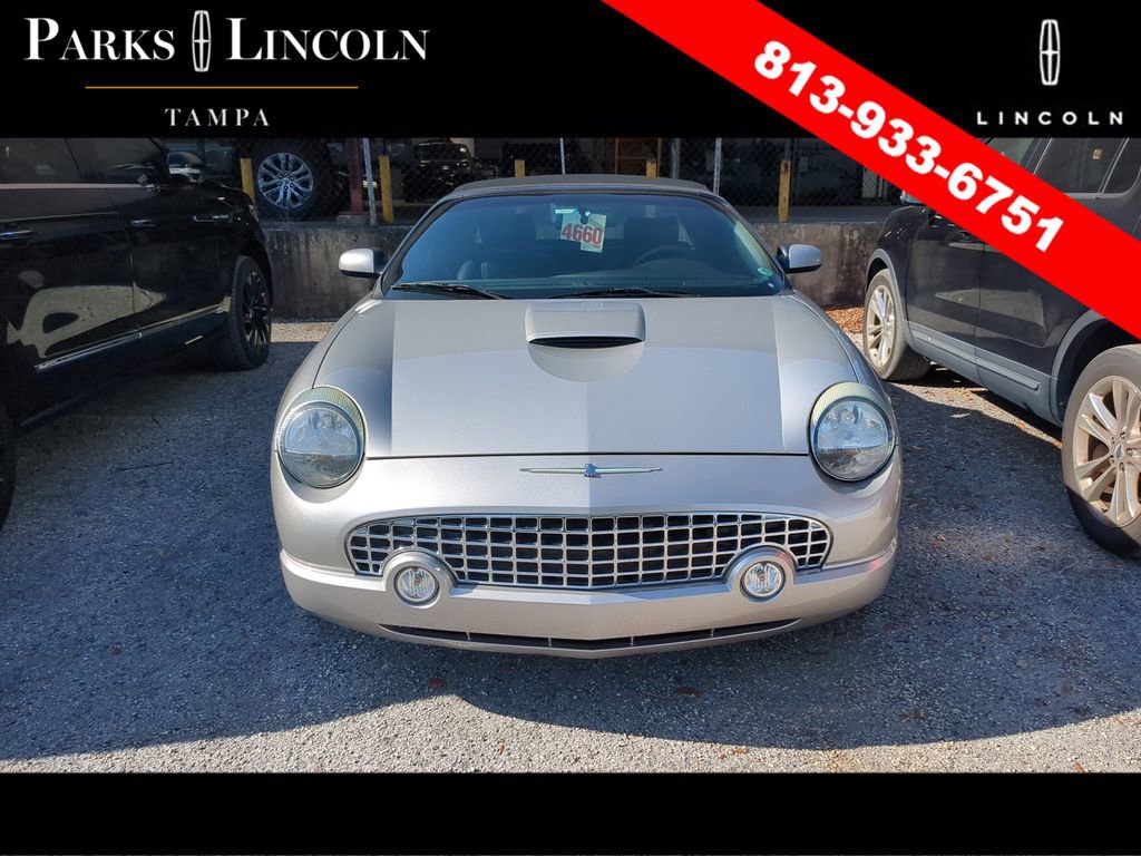 Used 2004 Ford Thunderbird RWD image 3