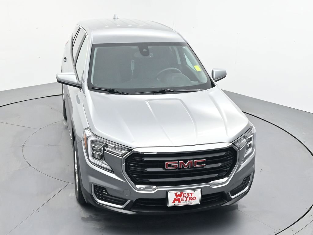 Certified 2024 GMC Terrain SLE image 4