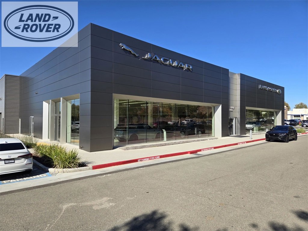 Used 2024 Land Rover Range Rover Sport image 28