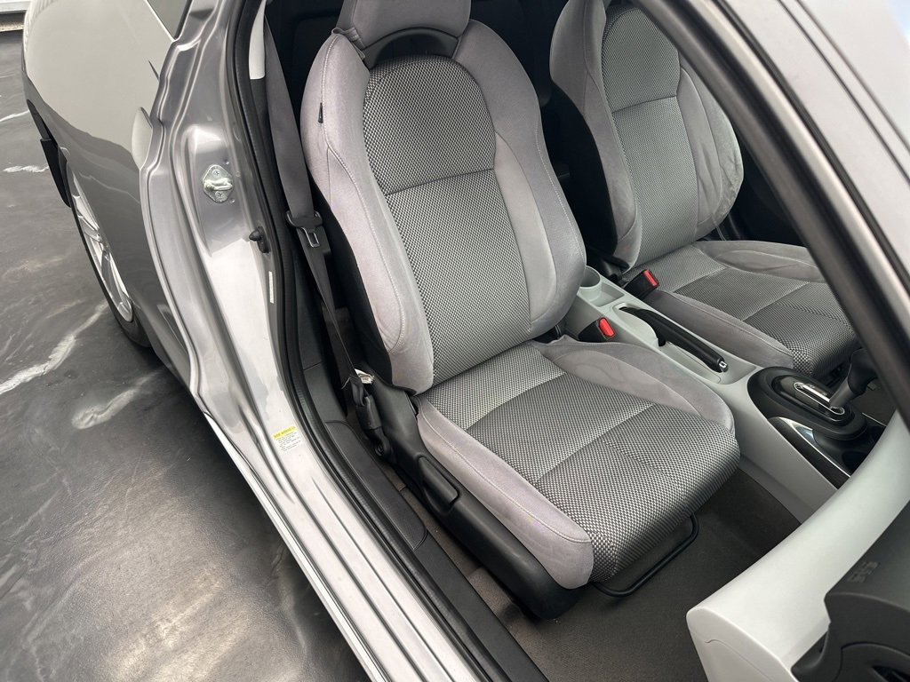Used 2011 Honda CR-Z EX image 7