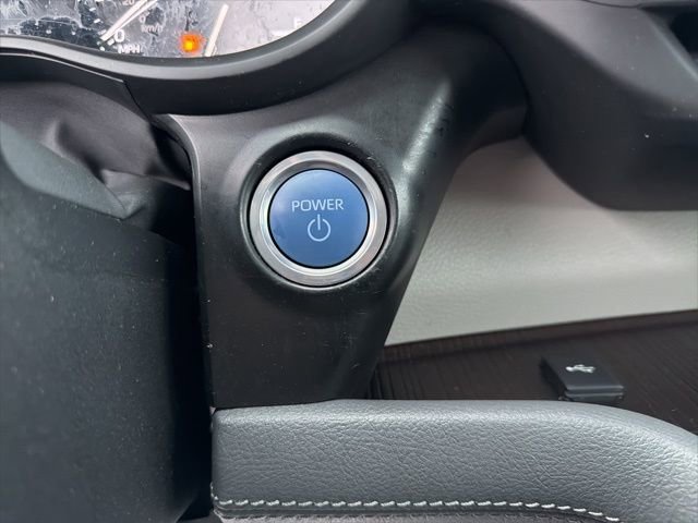 Used 2021 Toyota Sienna LE image 18