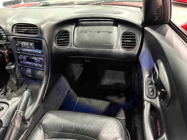 Used 1999 Chevrolet Corvette Coupe w/ Roof Pkg RWD image 13