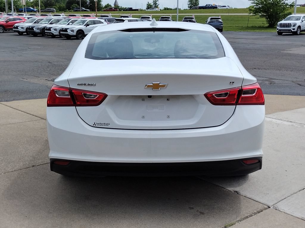 Used 2023 Chevrolet Malibu LT FWD image 14