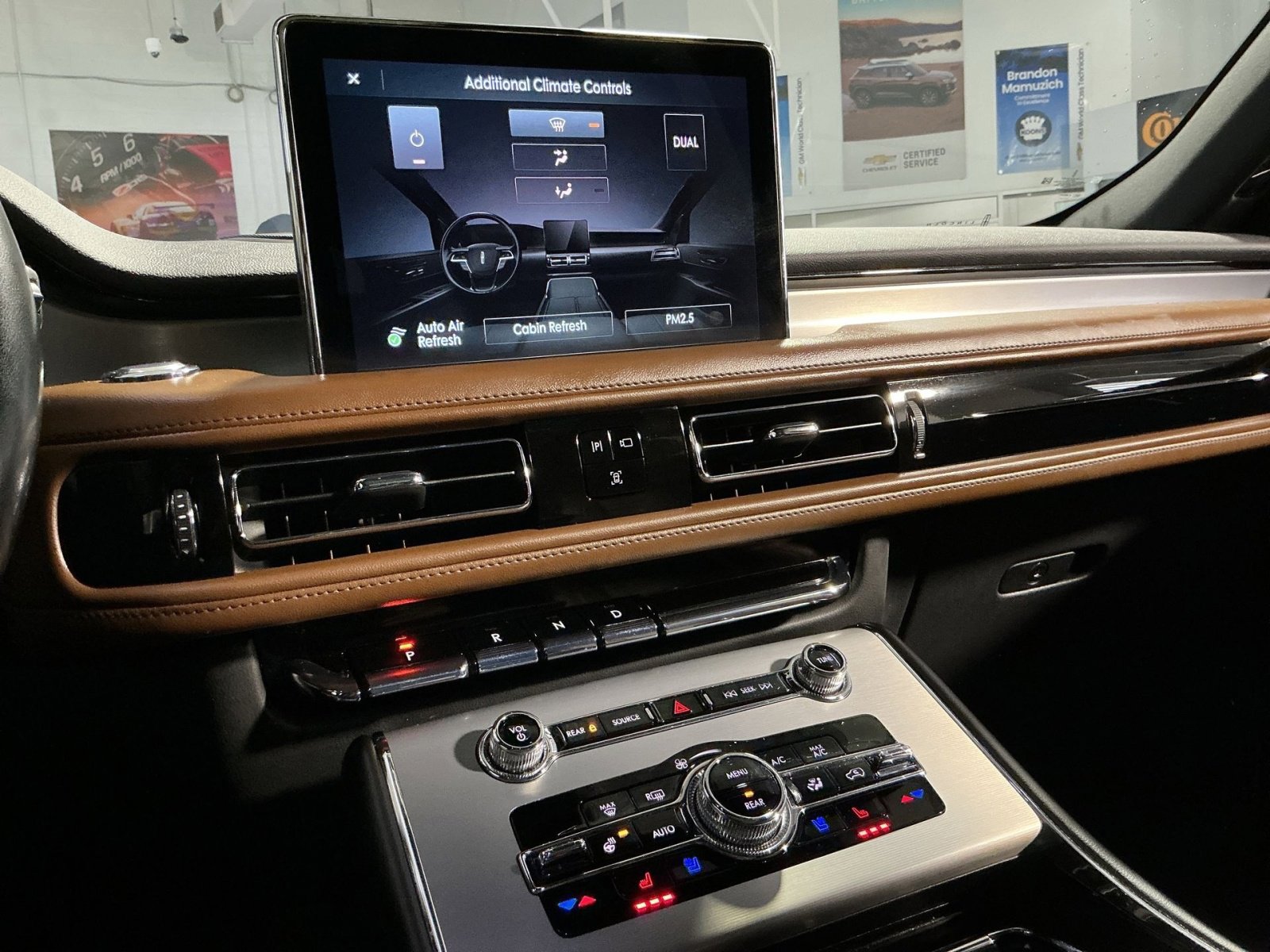 Used 2023 Lincoln Aviator Reserve w/ Elements Package Plus image 29