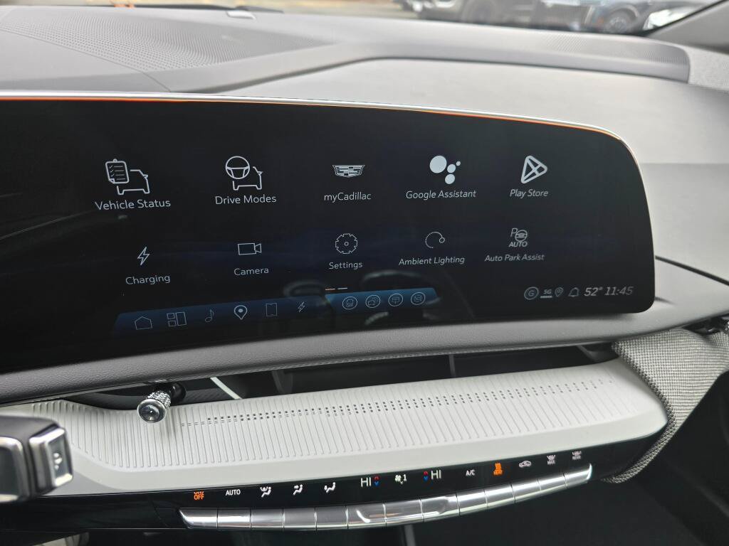 New 2026 Cadillac Optiq Sport 1 AWD/4WD image 36