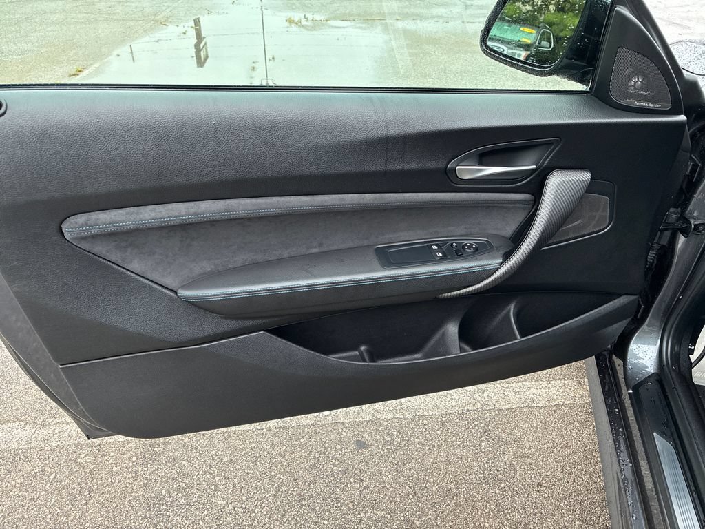 Used 2017 BMW M2 RWD image 11
