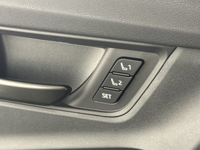New 2026 Toyota C-HR AWD/4WD image 23