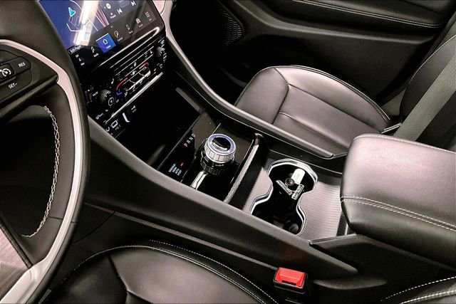 Used 2024 Jeep Grand Cherokee Limited w/ Trailer Tow Package image 17