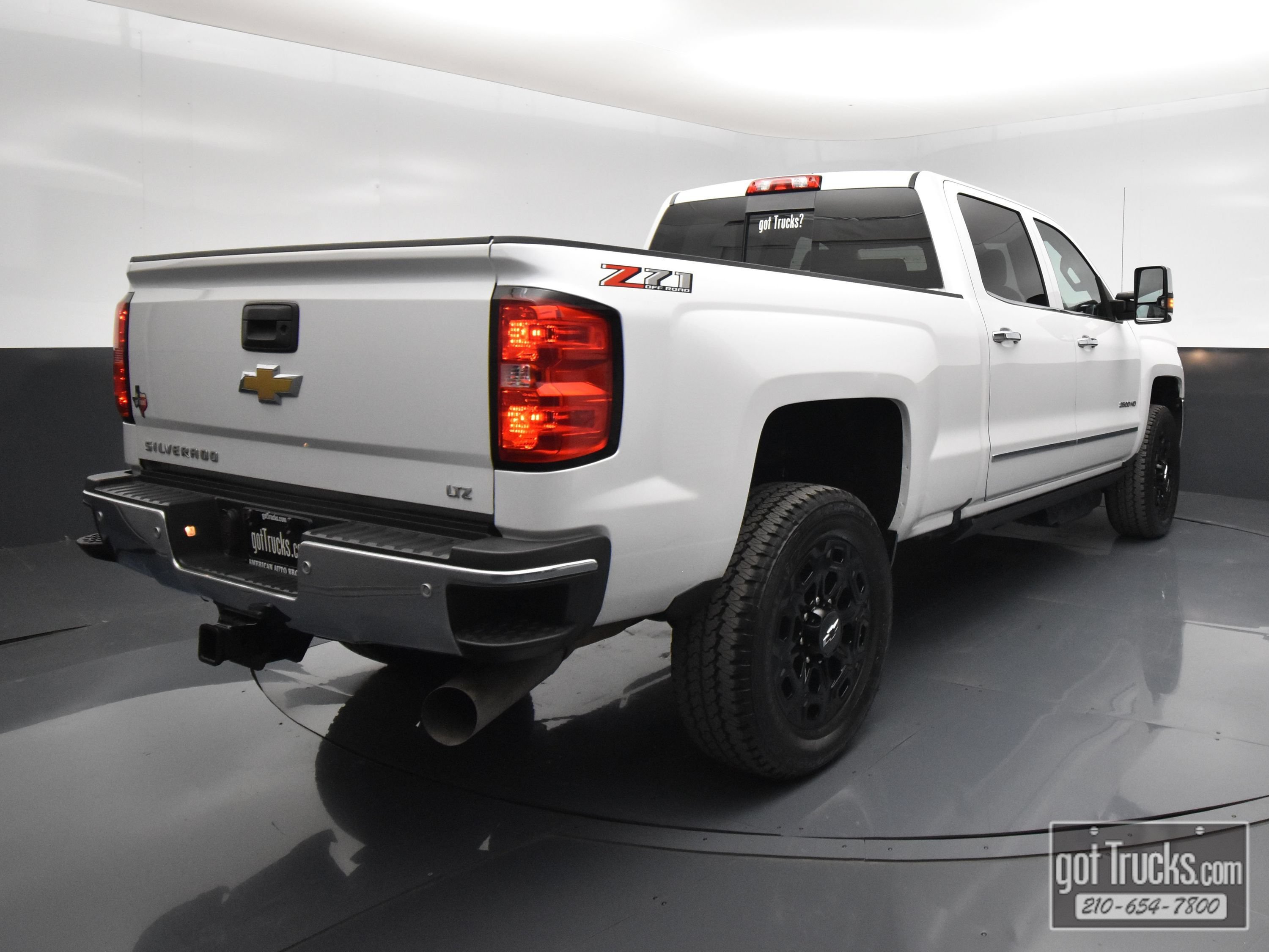 Used 2018 Chevrolet Silverado 2500 LTZ w/ Duramax Plus Package AWD/4WD image 44