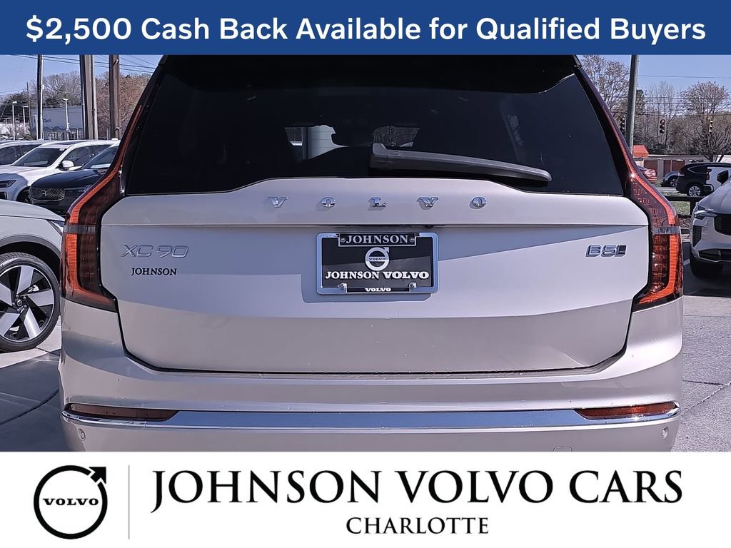 New 2026 Volvo XC90 B5 Plus w/ Protection Package image 5