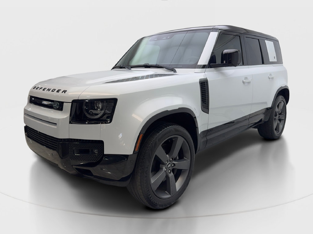 Used 2023 Land Rover Defender 110 V8 AWD/4WD image 3