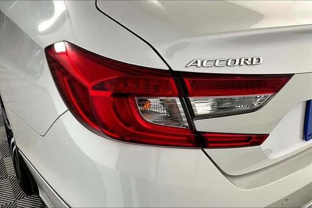 Used 2022 Honda Accord Touring image 29