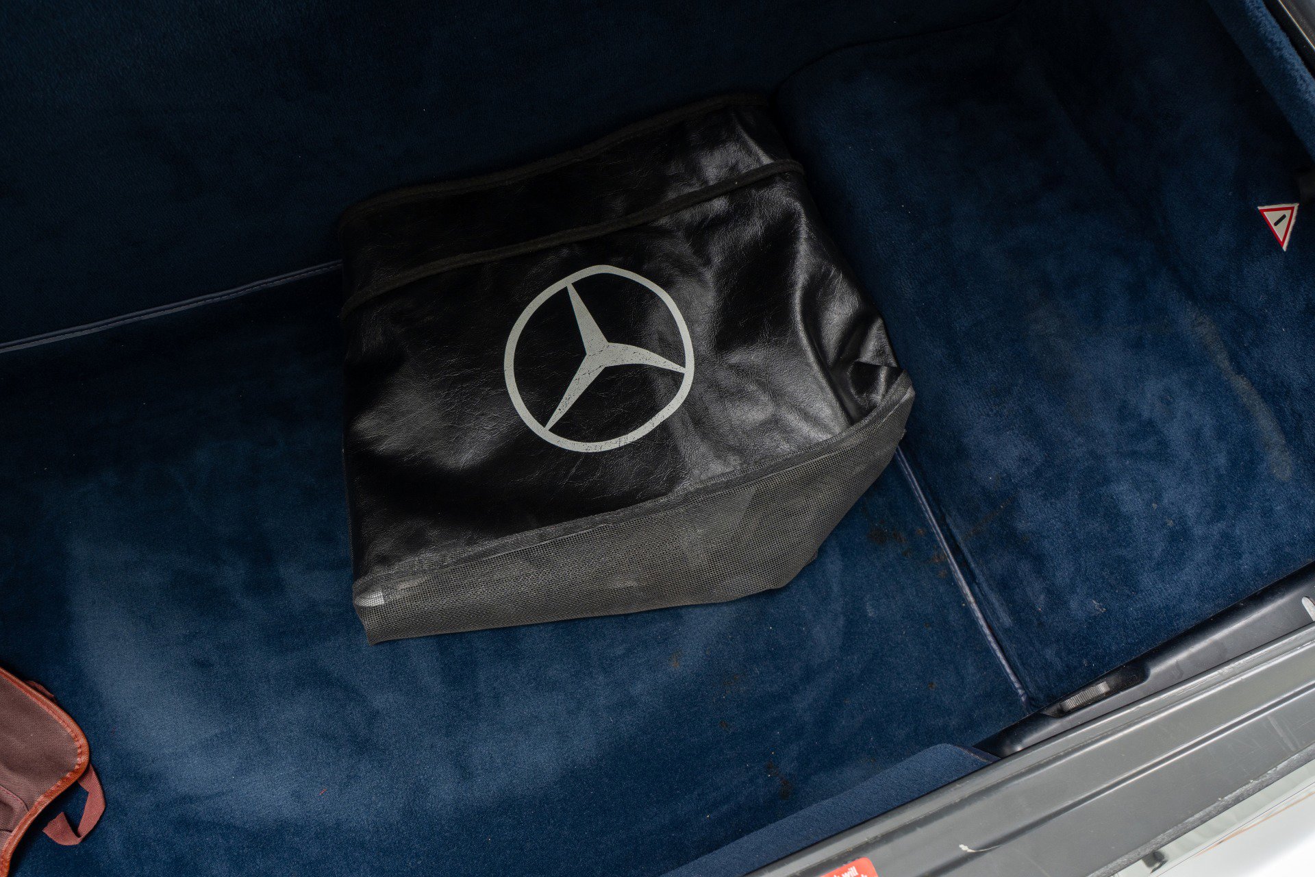 Used 1987 Mercedes-Benz 560 SL image 47