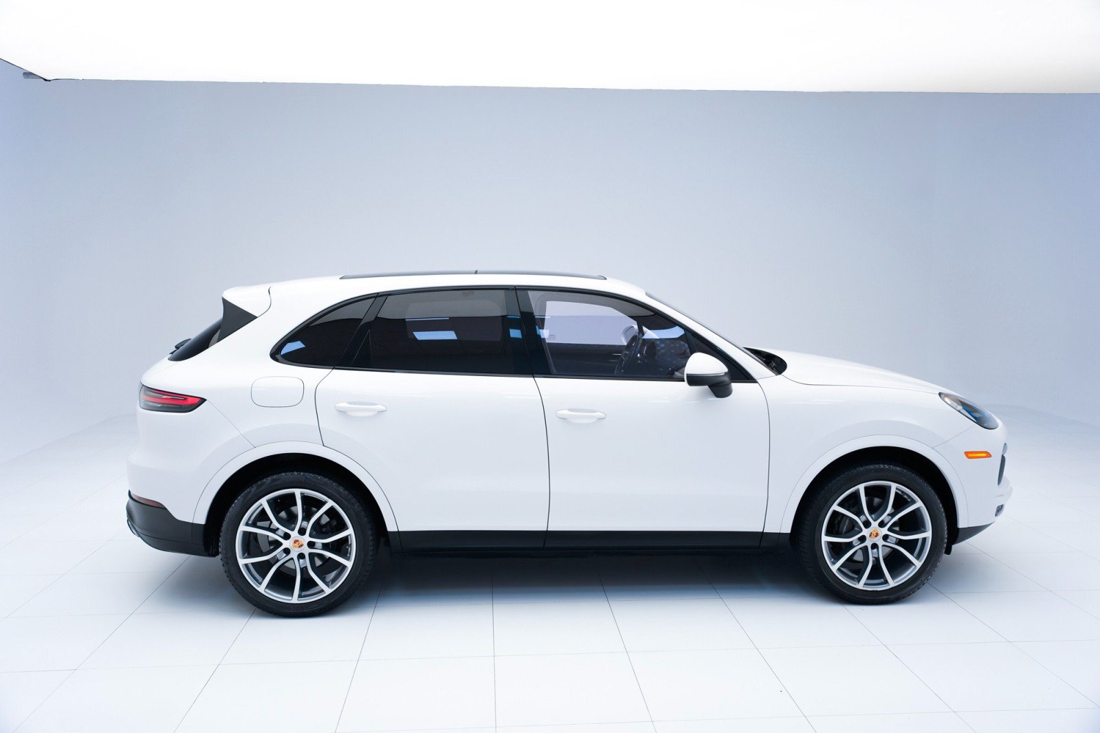 Certified 2020 Porsche Cayenne AWD/4WD image 8