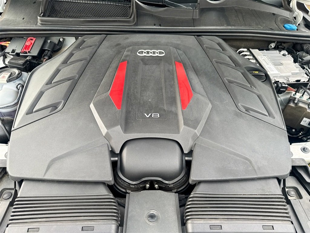 Used 2021 Audi SQ7 Premium Plus w/ Driver Assistance Package image 34