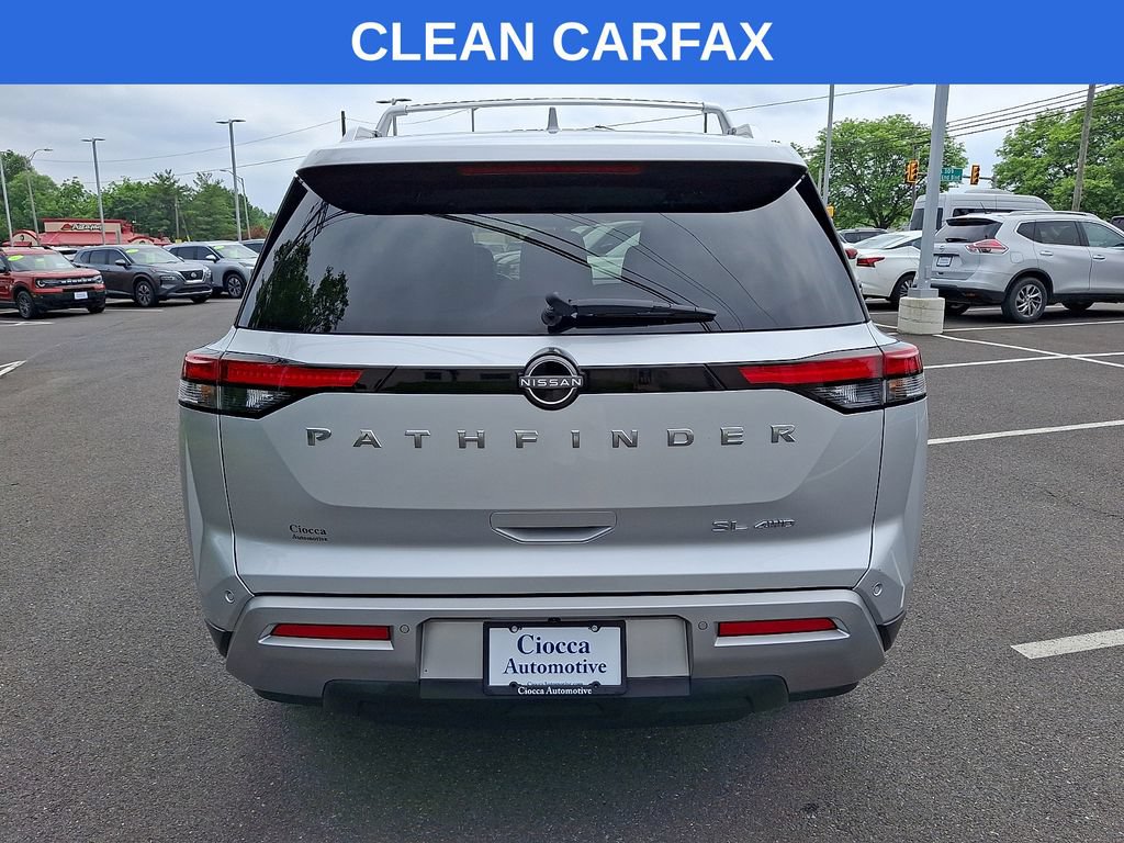 Used 2023 Nissan Pathfinder SL AWD/4WD image 8
